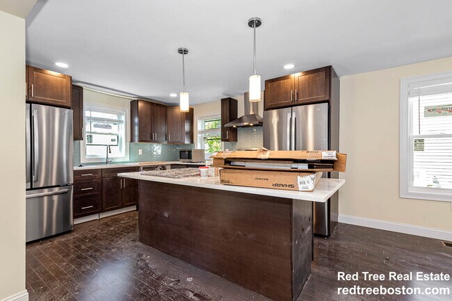 Photo - 70 Stanley Ave Unidad 1