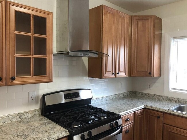 95-95 Chapin Ave Unit 1