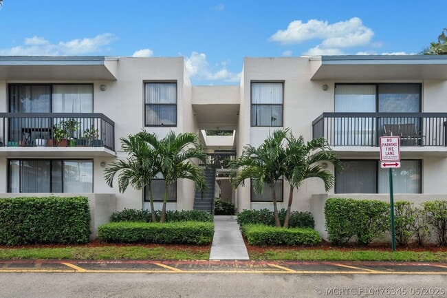 Building Photo - 371 NW 87th Terrace Unit 371
