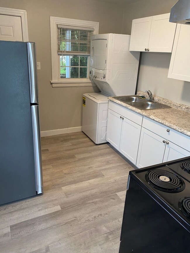 Photo - 1/2 Off 1st Month's Rent!! 2 bedroom House in the Randolph Community