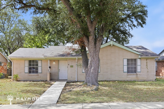 Photo - 2517 Greenhill Dr