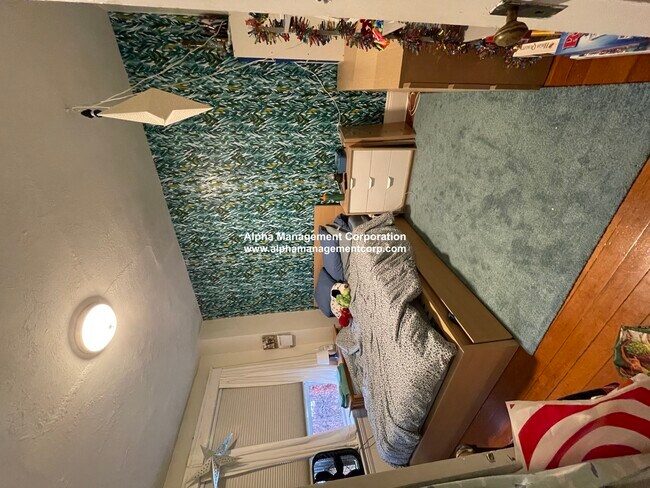 Photo - 187 Winthrop Rd