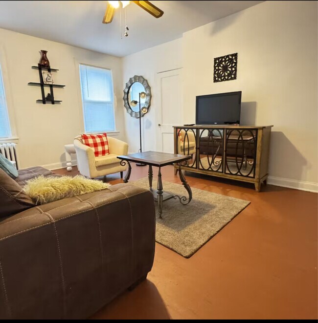441 Manor Pl NW Unidad 3