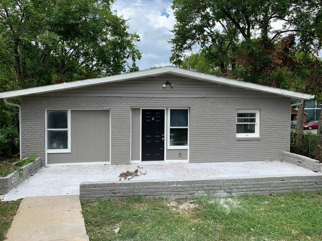 Building Photo - 2415 Booker St Unit B