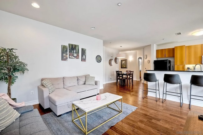 Building Photo - 1225 Island Ave Unit 208