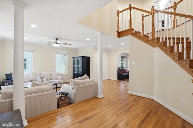 Photo - 311 N Lee St