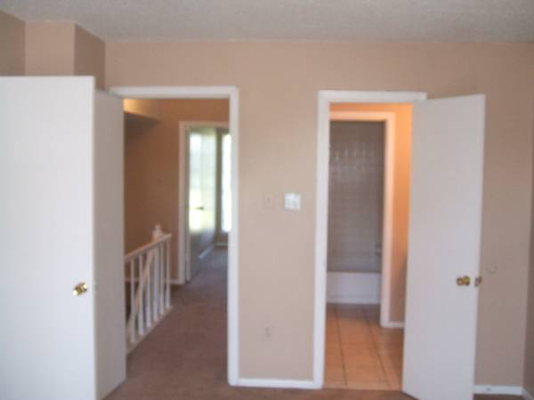 Photo - Timberland Apartments