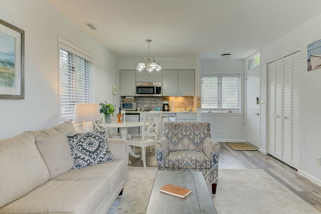 Building Photo - 5593 Creeks Crossing Unit ID1247754P Rental
