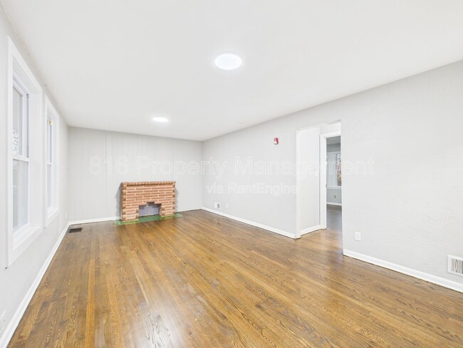 7560 Prospect Ave Unit G