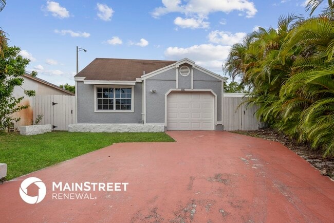 Building Photo - 8881 SW 21st St Rental
