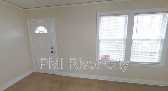 Photo - 8944 1st Ave