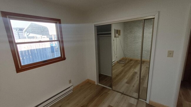 Building Photo - 110 E Charles St Rental