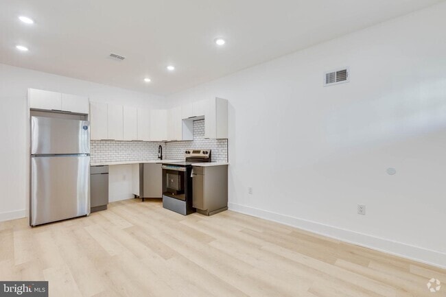 Building Photo - 6027 Delancey St Unit B Rental