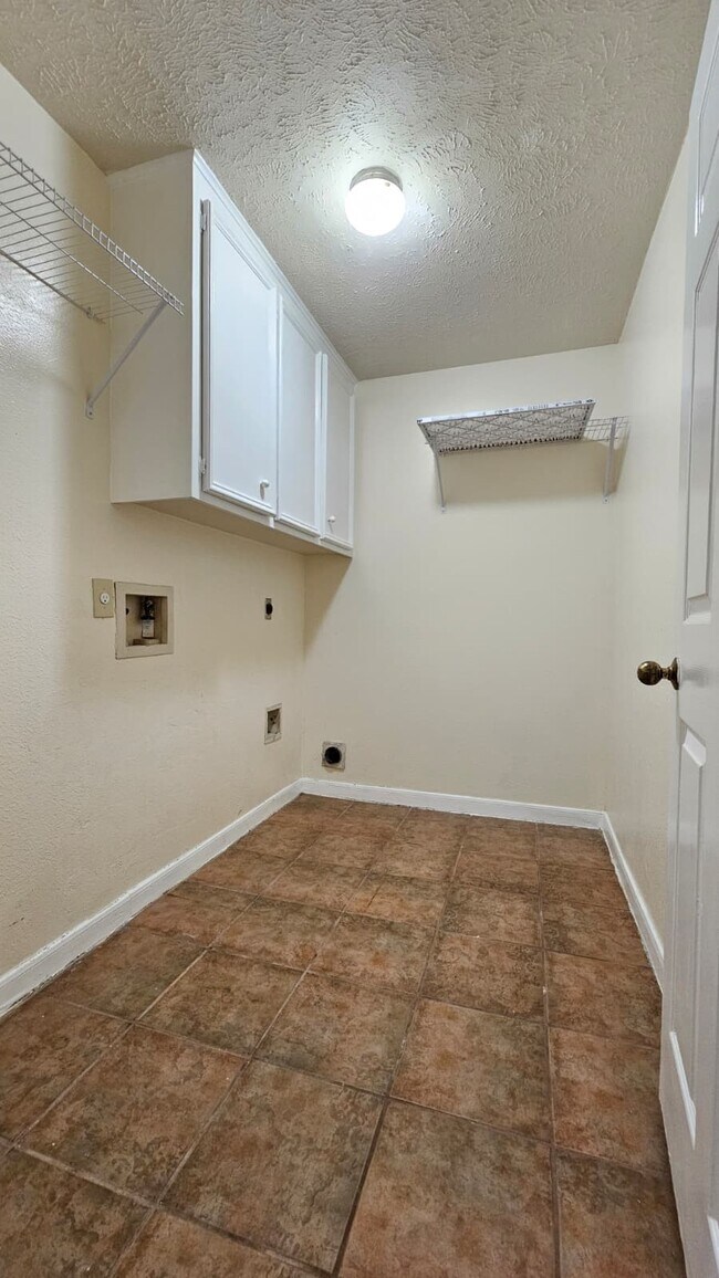 Photo - 14819 Knightsway Dr