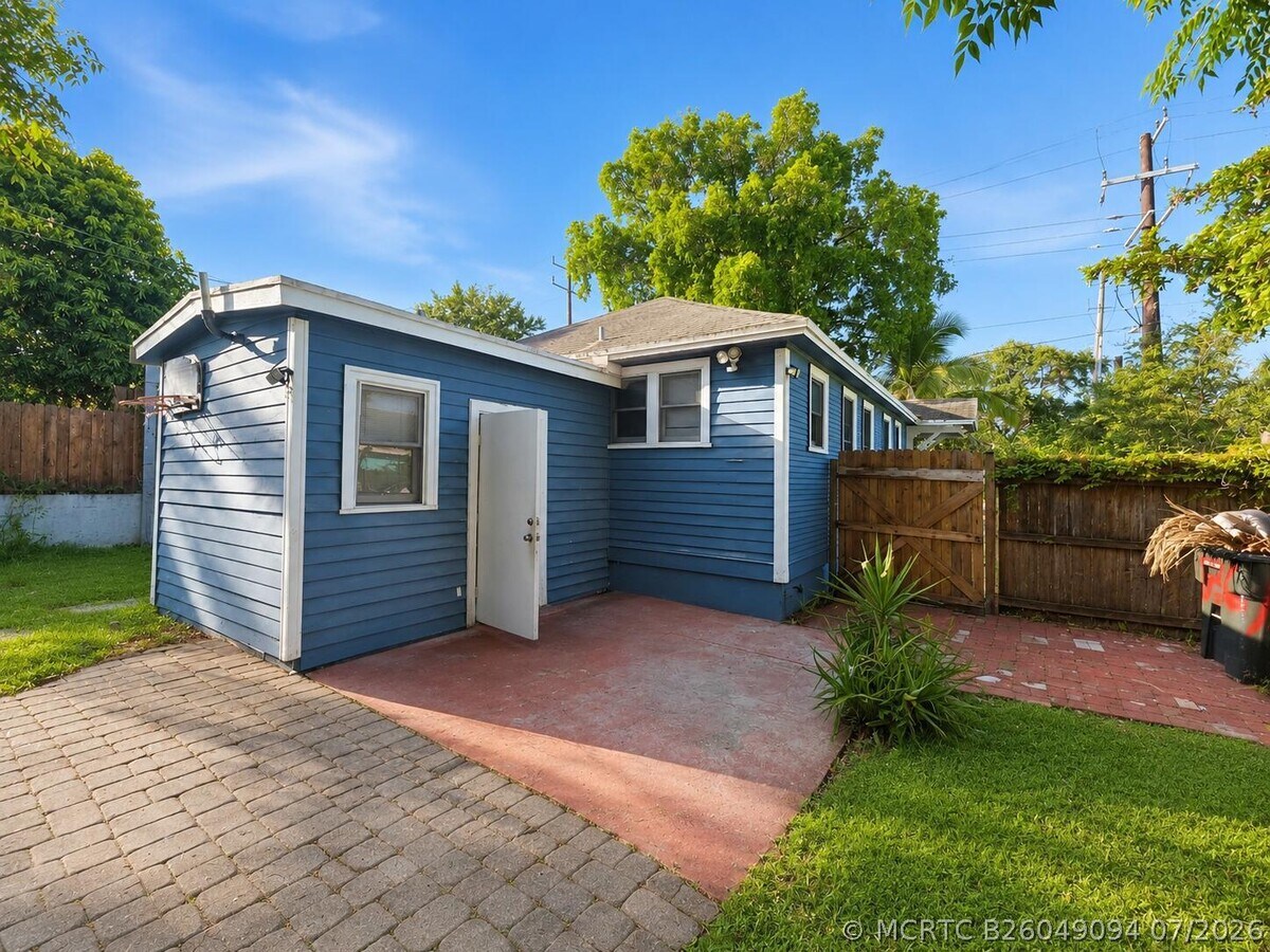 Photo - 1736 7th Ave N