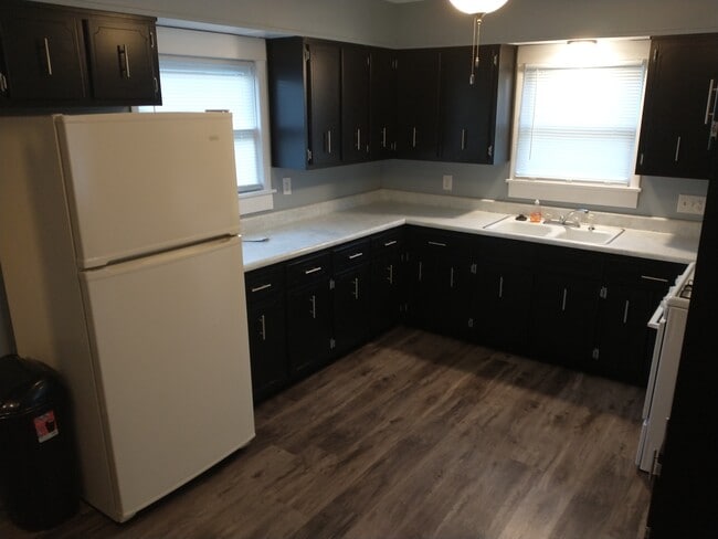 Photo - 303 W Wernsing Ave