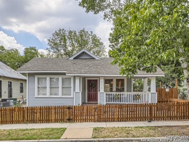 Photo - 912 Burnet St Casa