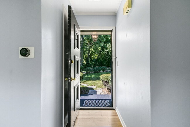 Photo - 381 Wilson St