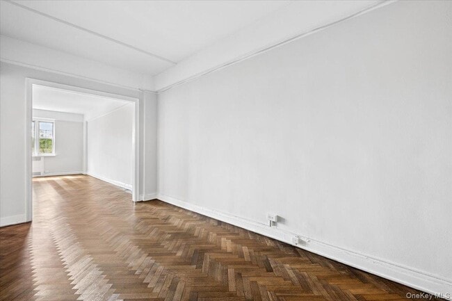 45 Popham Rd Unit 3L