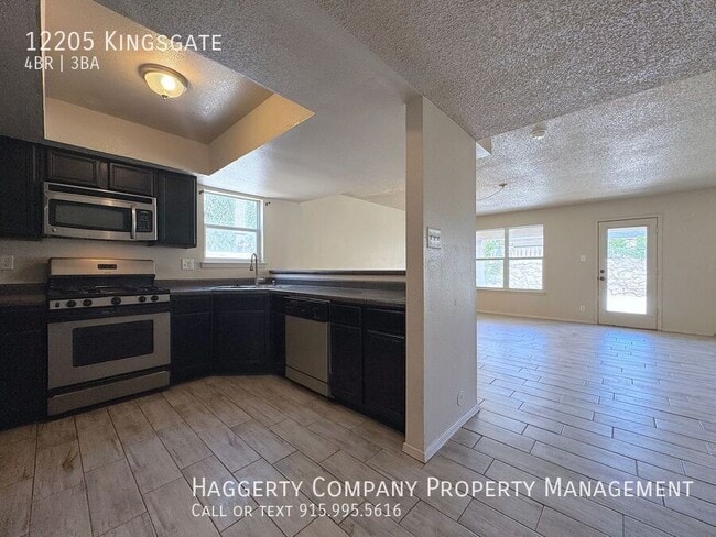 Photo - 12205 Kingsgate-