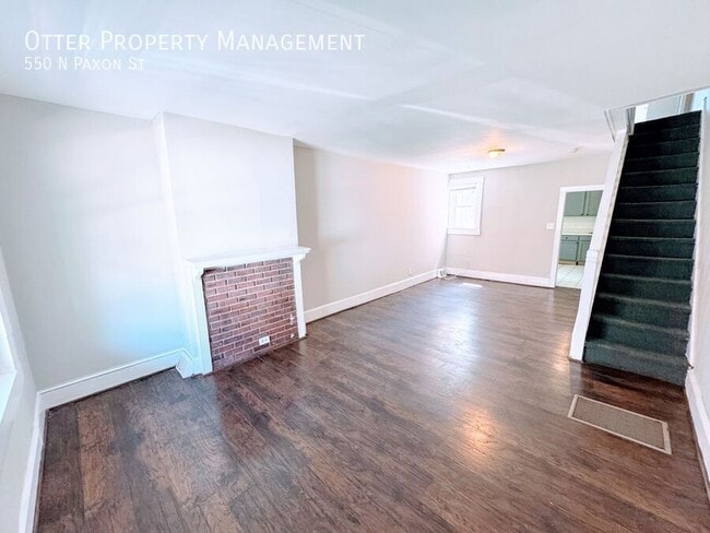 Photo - 550 N Paxon St