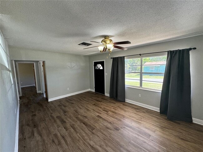 Photo - 460 Mt Vernon Ct