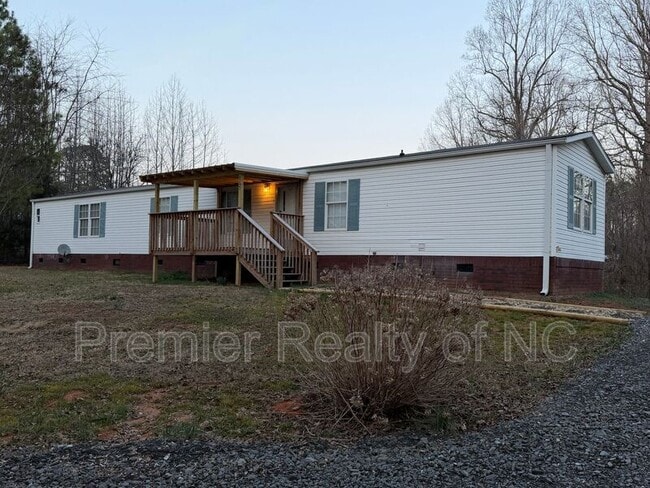 Building Photo - 117 Spring Valley Ln