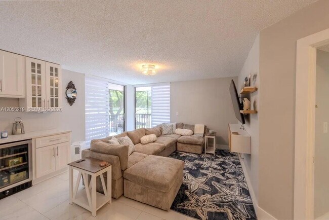 Photo - 10451 W Broward Blvd Unit 201