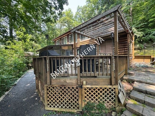 Photo - 8221 Barron St
