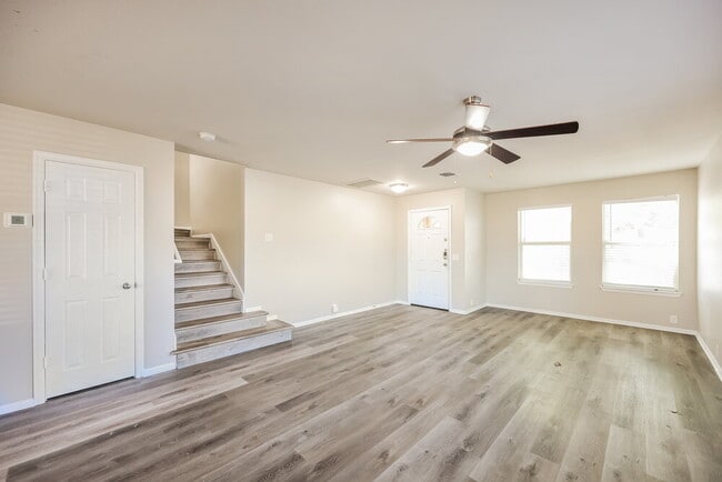 Photo - 9475 Mulberry Path