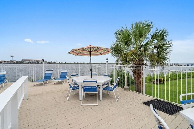 Photo - 308 Miracle Strip Pky SW Unit 7D