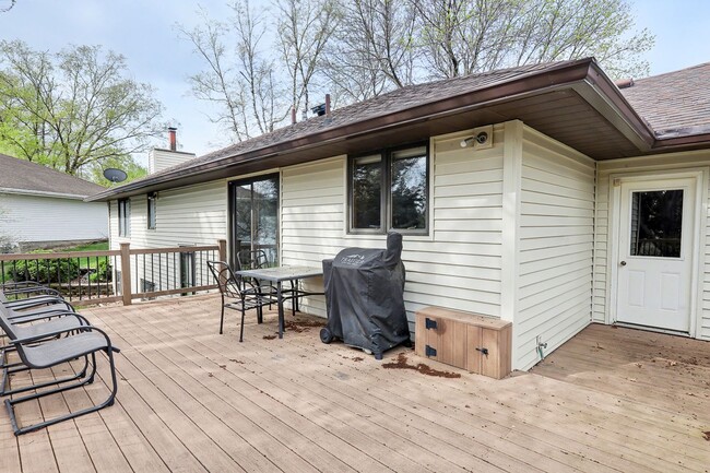 Photo - For Rent – 3 Bedroom Home in Sunset Hills, Pella