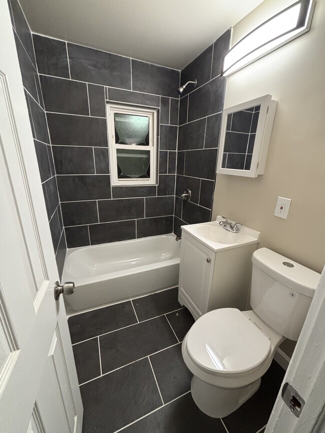 Photo - 5729 W 6th Ave