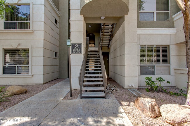 Building Photo - 5303 N 7th St Unit 206 Rental