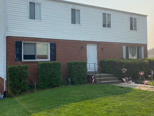 Photo - 202 Boyce Park Dr Townhome