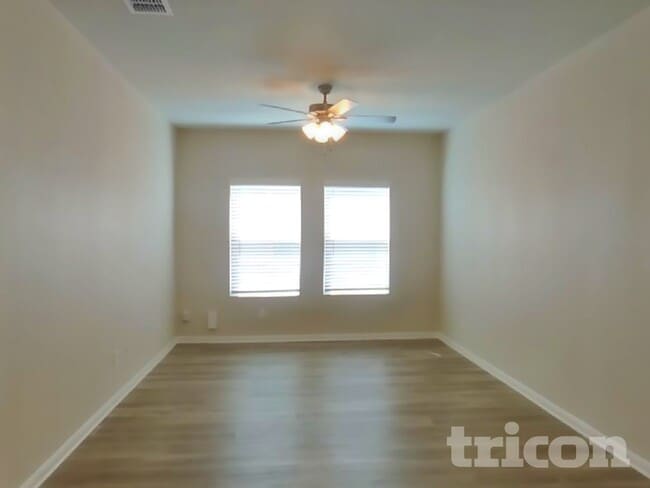 Photo - 7210 Barrel Stage