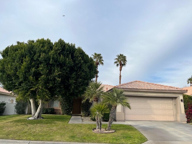 Building Photo - 248 Strada Fortuna