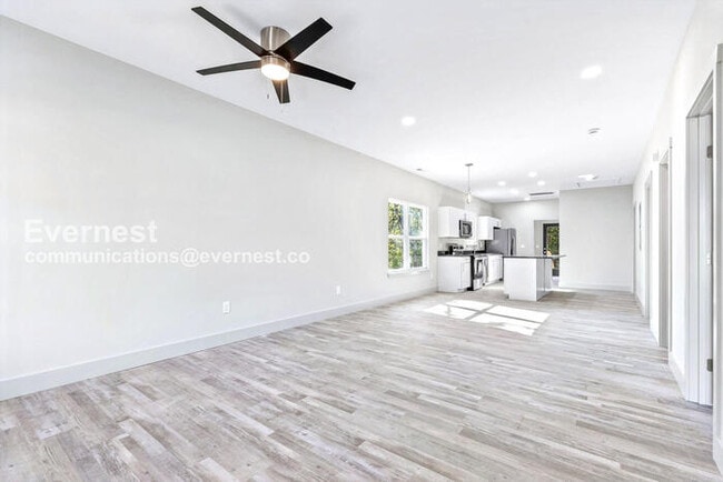 Photo - 1617 Roanoke Ave