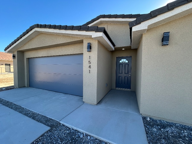 Photo - 1541 Laguna St