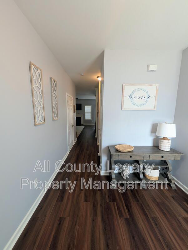 Photo - 2150 Spikerush Way