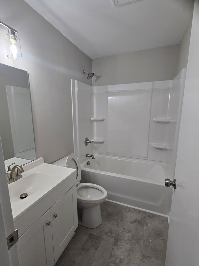 Photo - 2218 Lakeland Rd