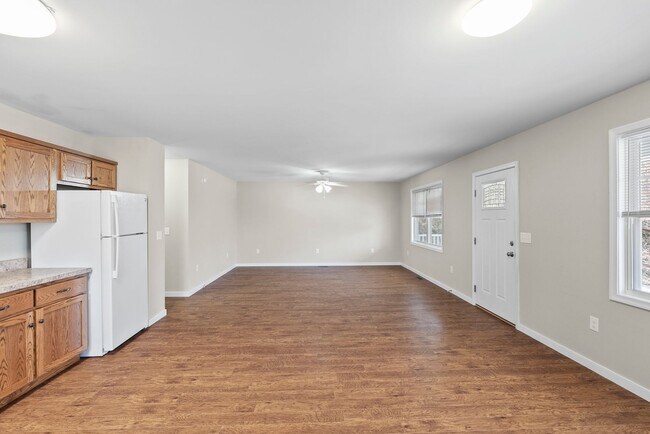 Photo - 3-Bedroom in Town of Farmville with Privacy and Convenience!