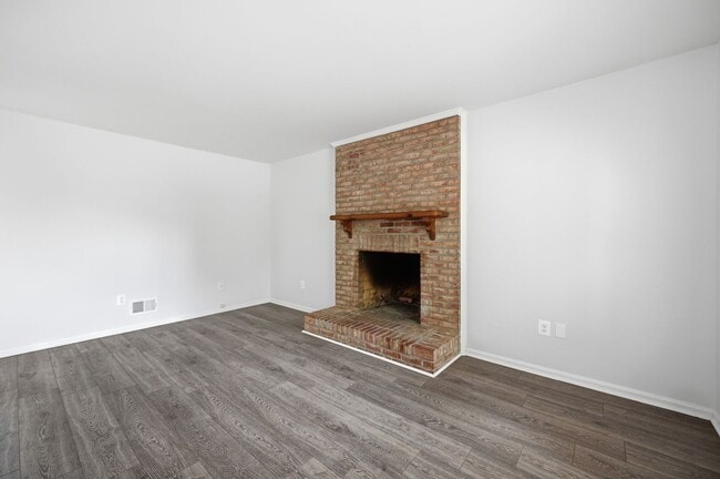 Photo - 10609 Oxford Ct