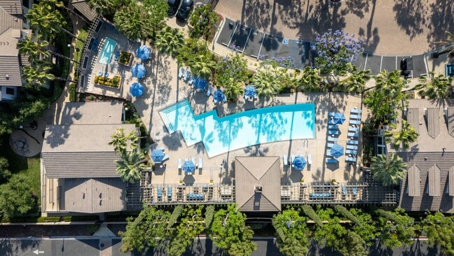 The Grove Apartments