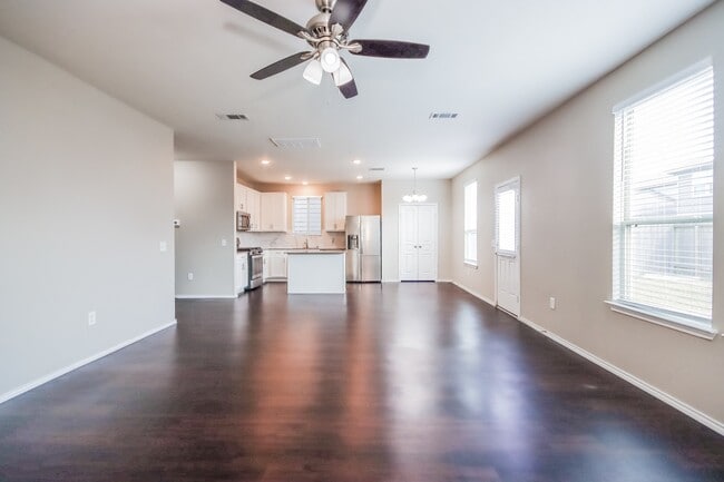 Photo - 4411 Windmill Run Dr