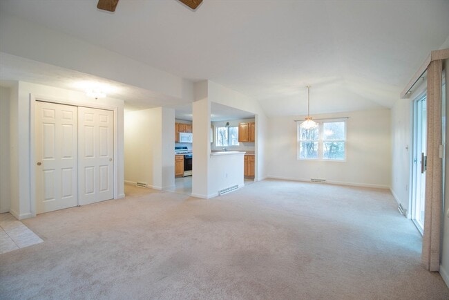 Photo - 59 Brookbend Way E