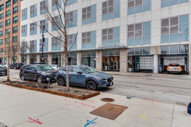 Photo - 701 S Wells St Unidad 2101