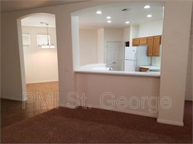 Photo - 3753 E Canyon Crest Ave