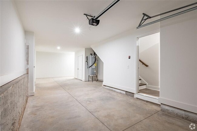 Photo - 776 Metropolitan Pkwy SW