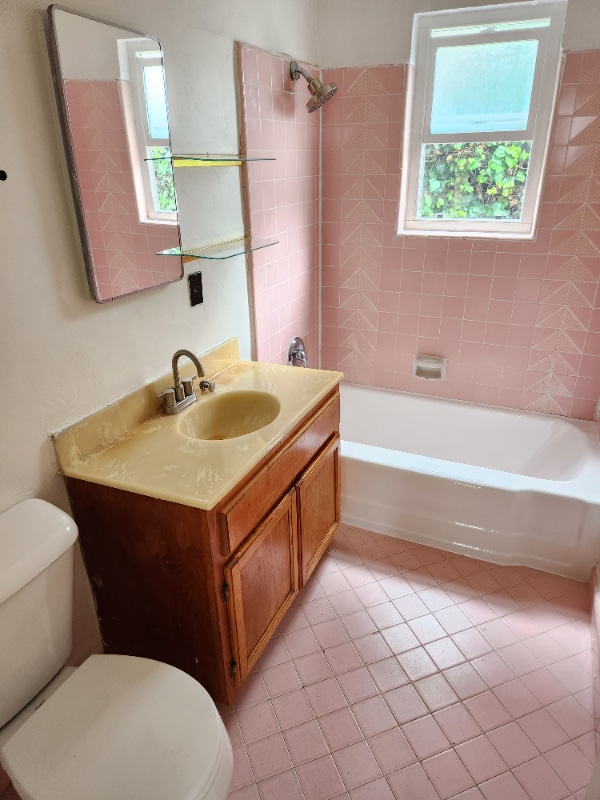 Photo - 1093 S Orange Dr Unit 3